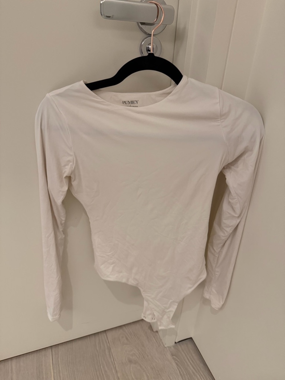 PUMIEY White Long-Sleeve Bodysuit